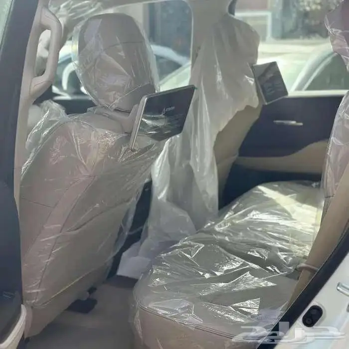 تويوتا لاندكروزر 8