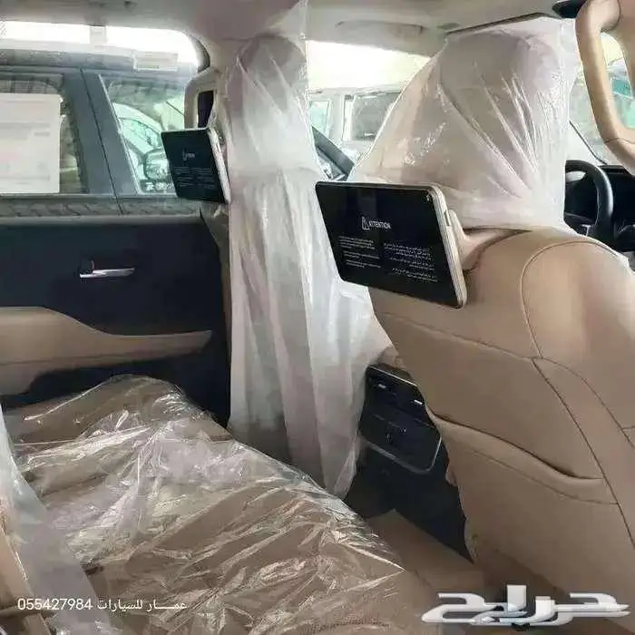 تويوتا لاندكروزر GXR L4 ديزل لوحات 2025 8