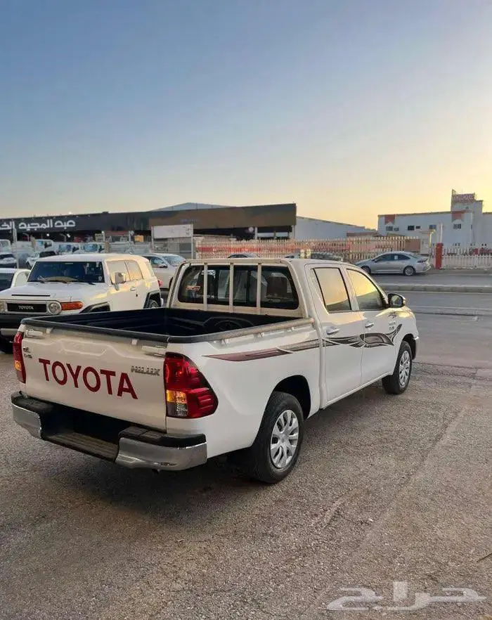 تويوتا هايلوكس غمارتين ديزل بدون دبل 6