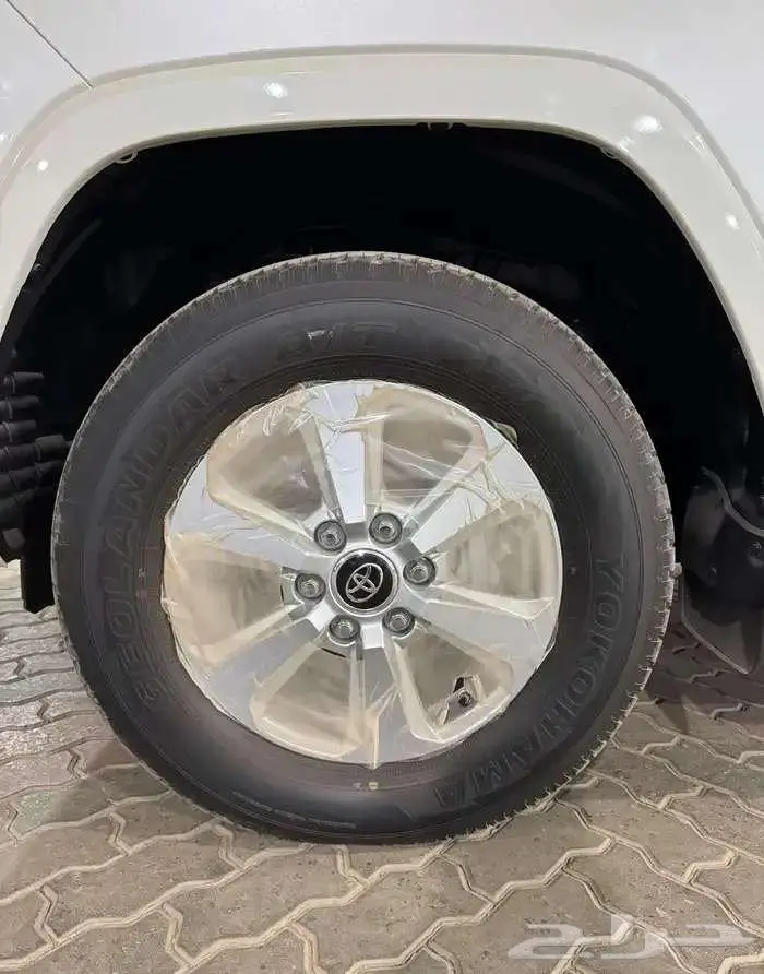 تويوتا لاندكروزر هدد GX ديزل 2025 اصفار سعودي 4