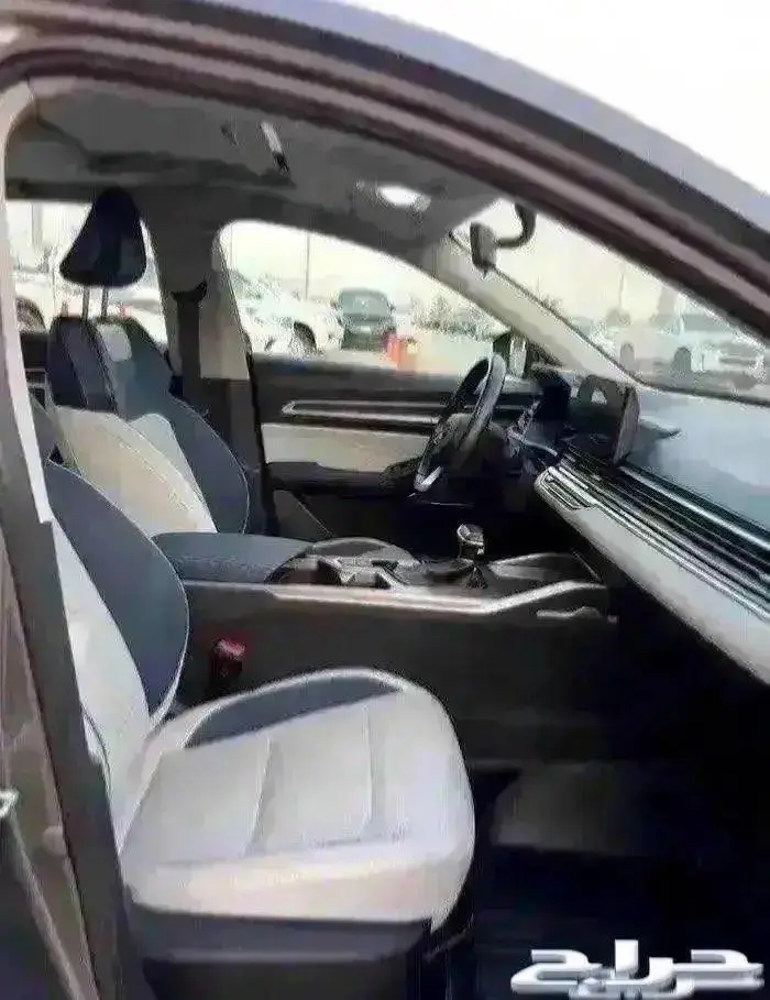 جيلي امجراند 7 2023 فل كامل 7