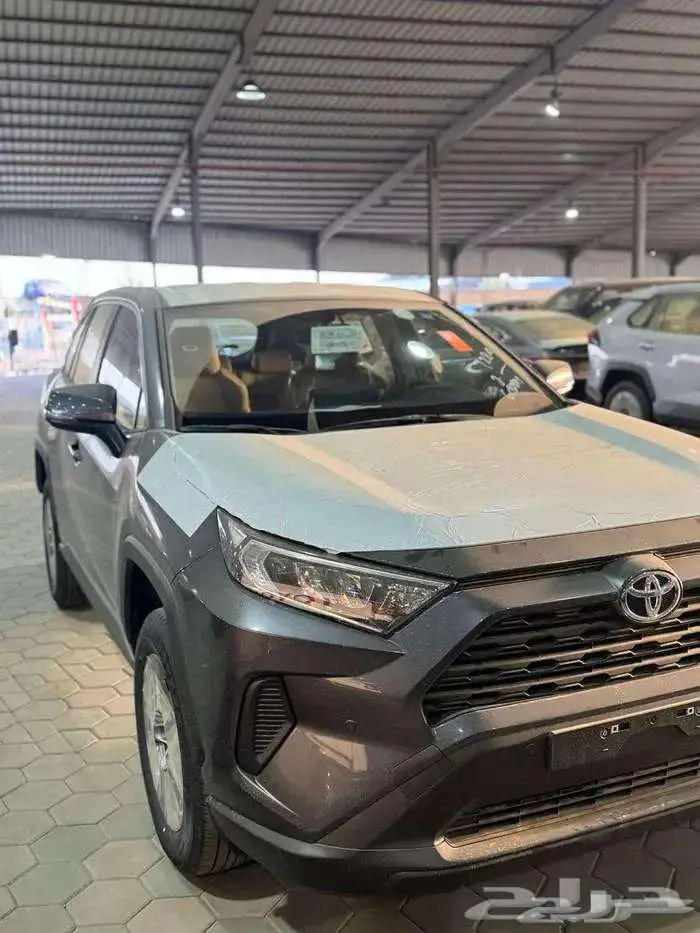 تويوتا راف فور ال اي ستاندر بدون دبل 2025 رمادي وفضي 5