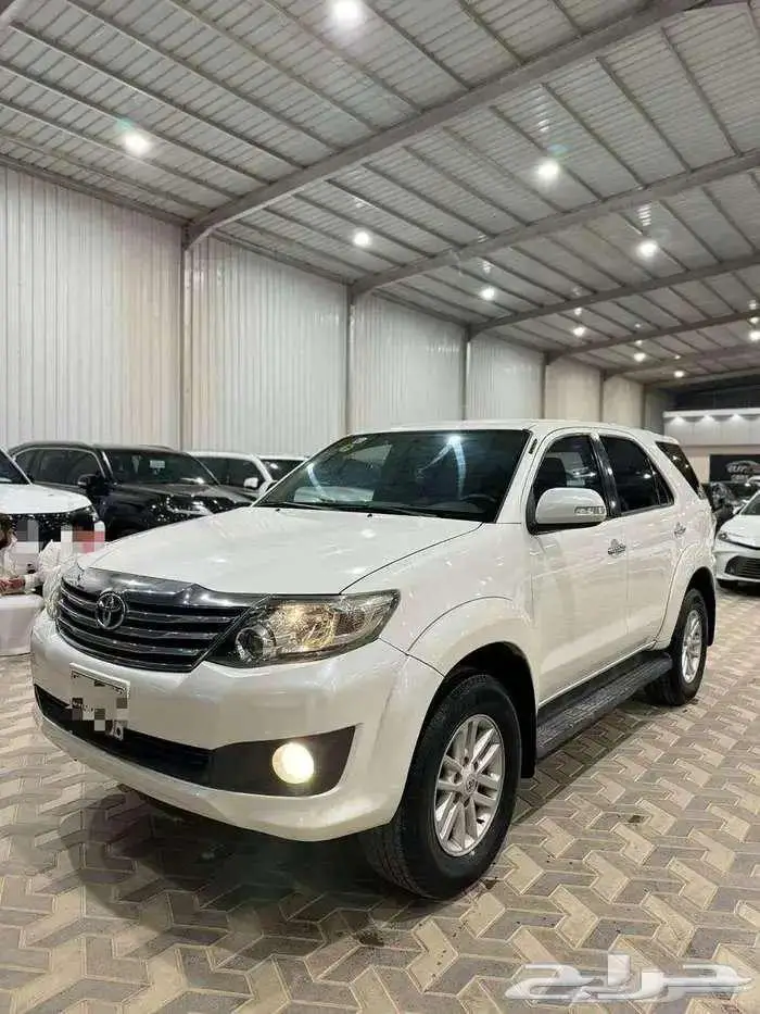 تويوتا فورتشنر موديل 2012 2