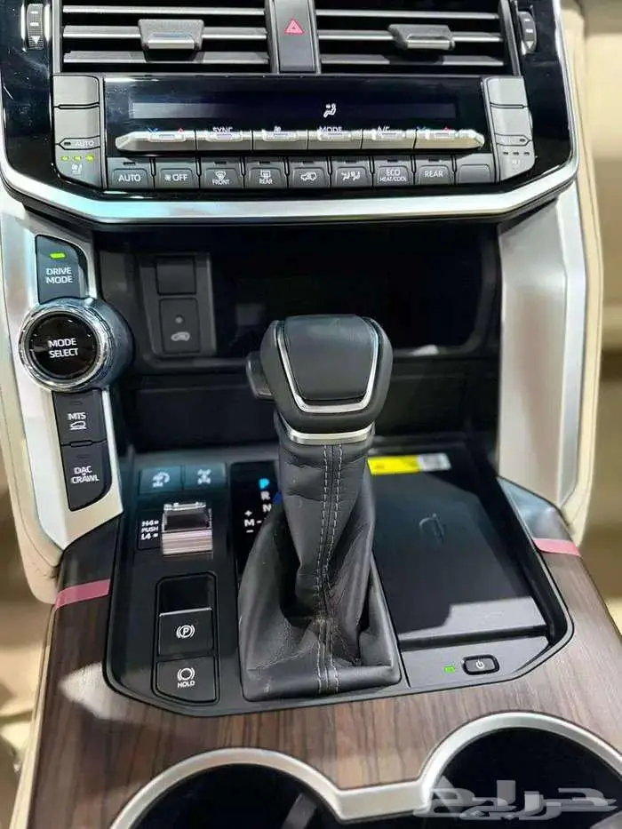 لاندكروزر جي اكس ار L5 خليجي بنزين رادار 2025 18