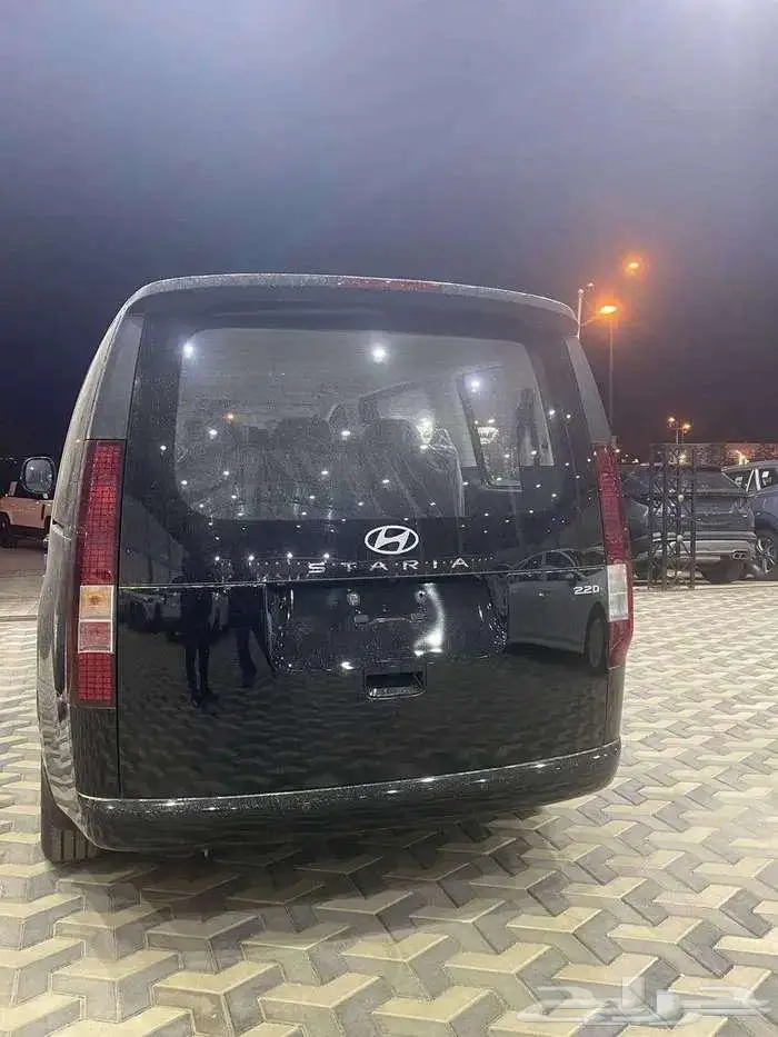 هيونداي ستاريا 9 راكب ديزل 2025 لدى شركة سفنز للسيارات 10