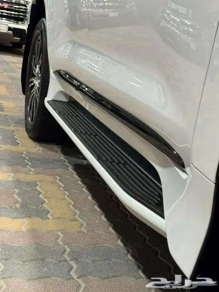 للبيع لكزس 2021 LX 570 سبورت سعودي عداد قليل 11