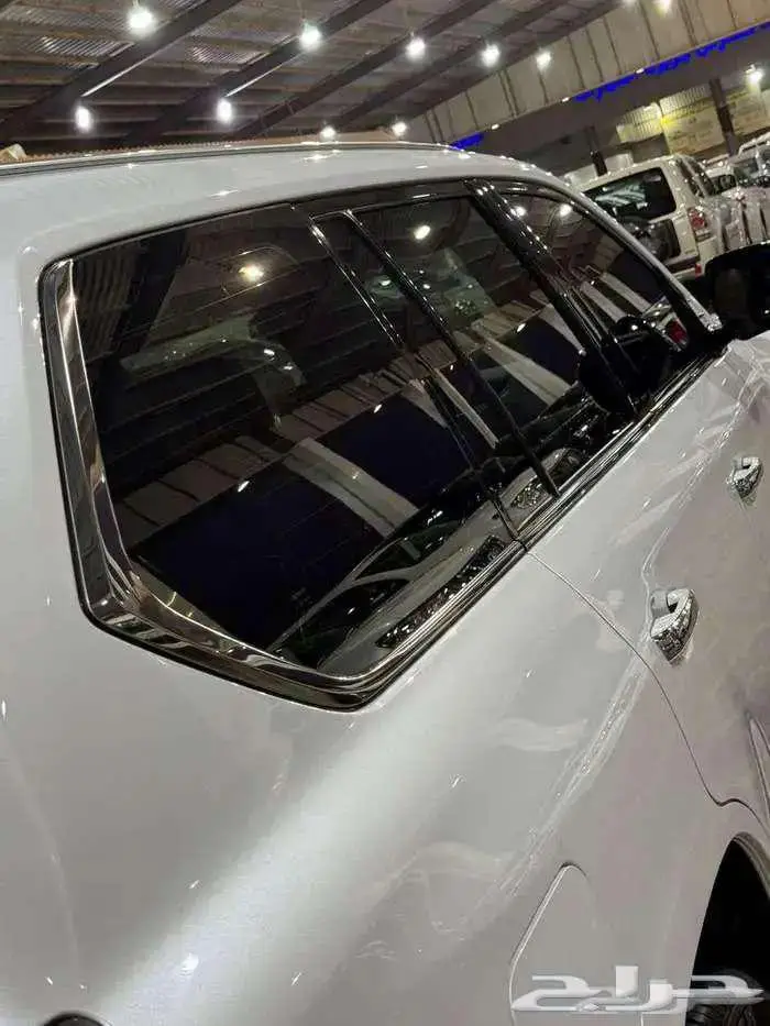 للبيع لكزس 2021 LX 570 سبورت سعودي عداد قليل 12