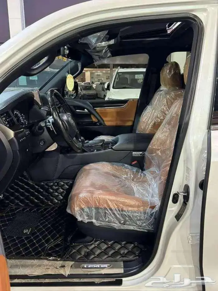 للبيع لكزس 2021 LX 570 سبورت سعودي عداد قليل 24