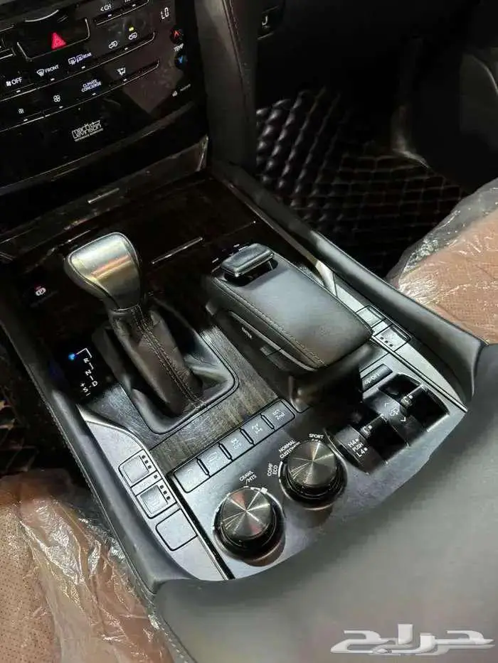 للبيع لكزس 2021 LX 570 سبورت سعودي عداد قليل 39