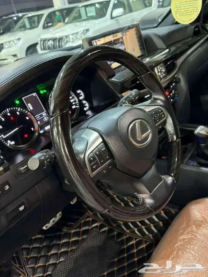 للبيع لكزس 2021 LX 570 سبورت سعودي عداد قليل 30