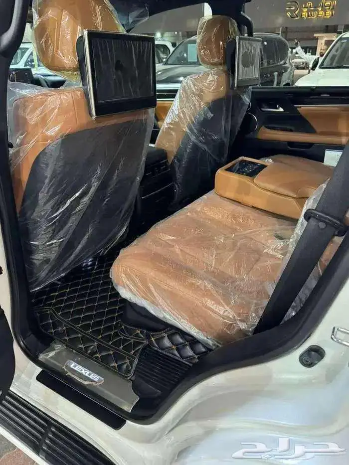 للبيع لكزس 2021 LX 570 سبورت سعودي عداد قليل 55