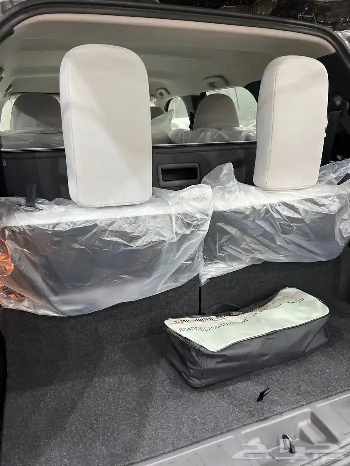 ميتسوبيشي اوتلاندر 2025 ب 96900 شامل 7 مقاعد بصمة عرض خااص 19