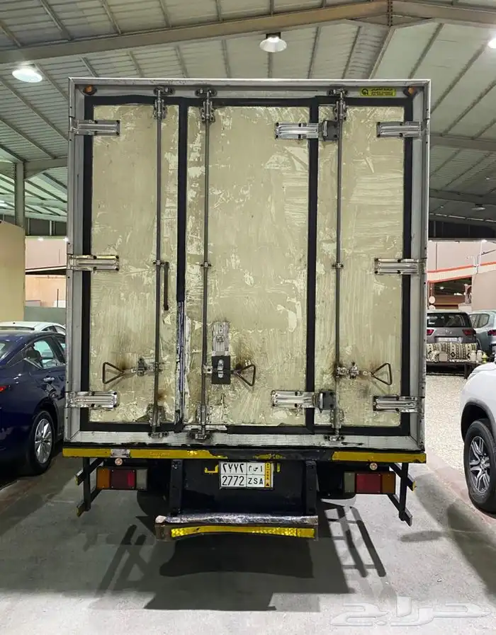 دينا ايسوزو تبريد تجميد 2016 5 طن 7