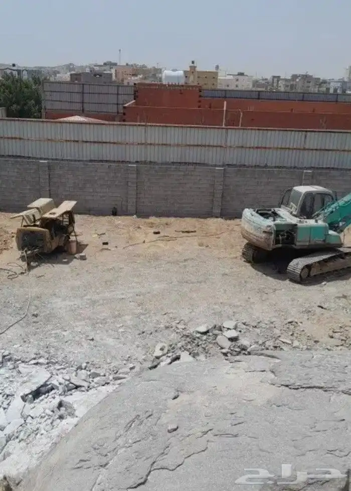 بوكلين للايجارحفر الاراضي وهدم العماير والبيوت الشعبي وتخريم 7