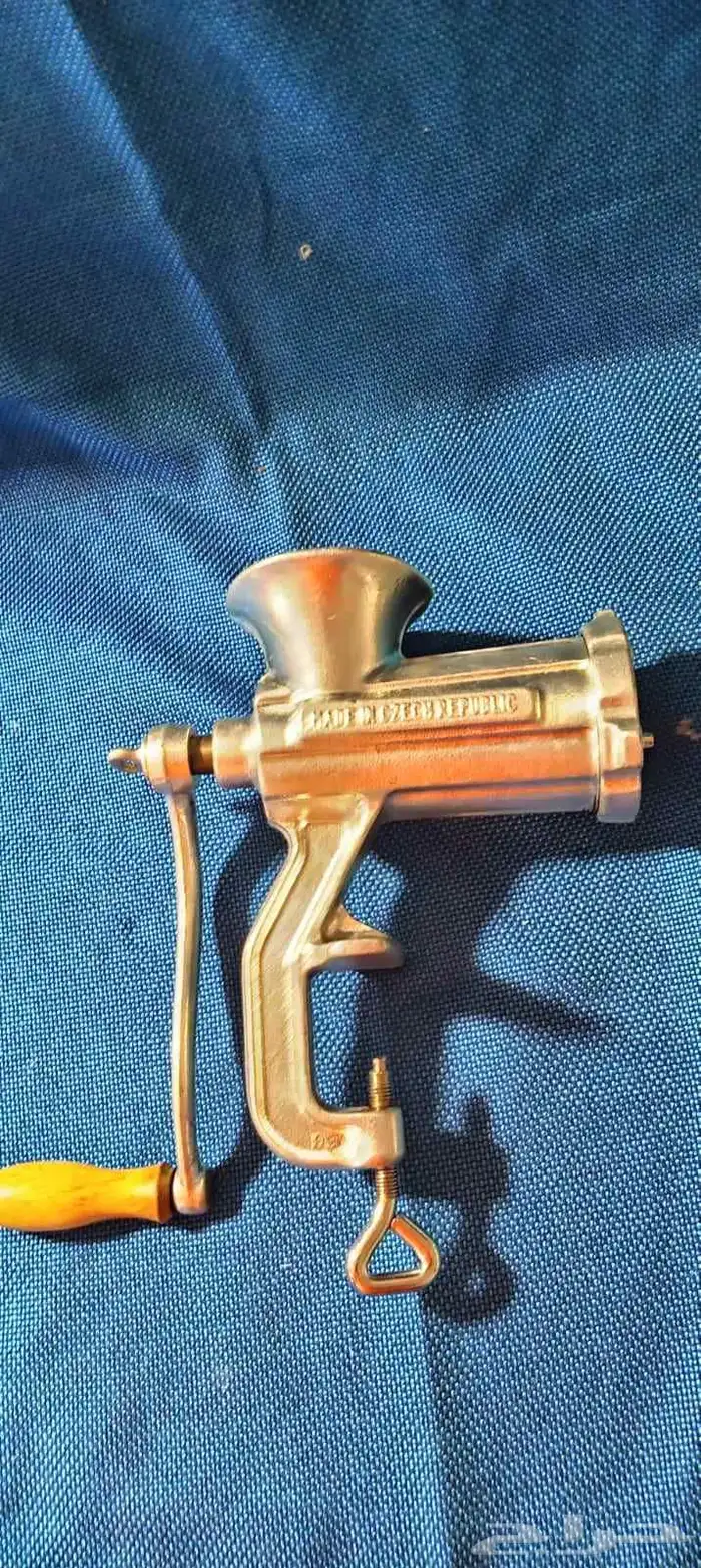 فرامه لحم كبيره اصليه صناعه قديمه 3