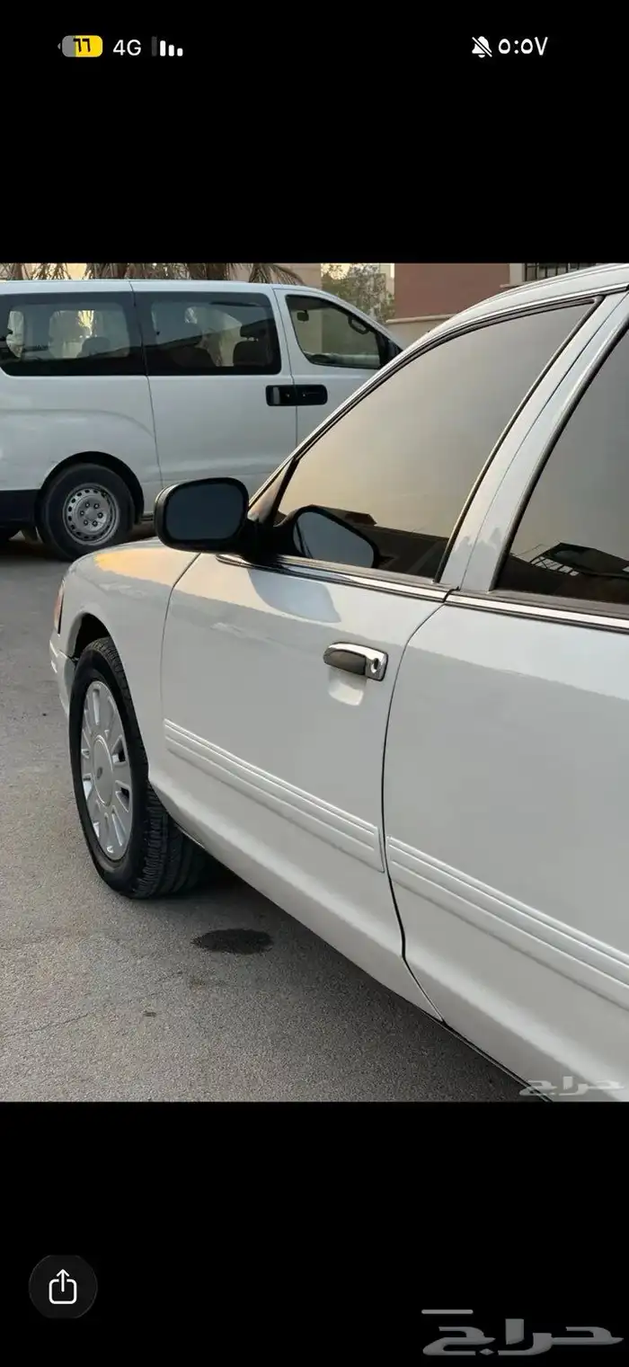 فورد فكتوريا الموديل 2012 38