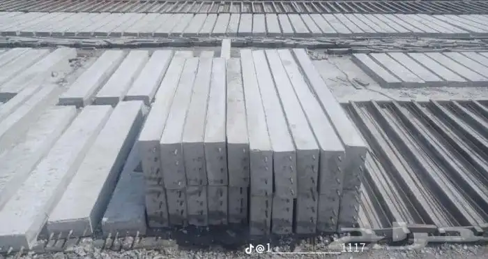 لجميع انواع الرمل والبحص والدفان والبلك ومواد البناء 23