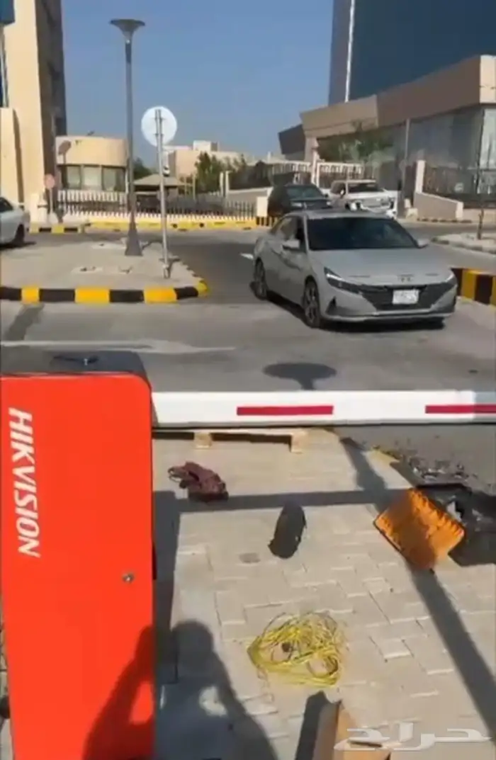 بوابه سيارات الكترونيه صينى و إيطالى 0