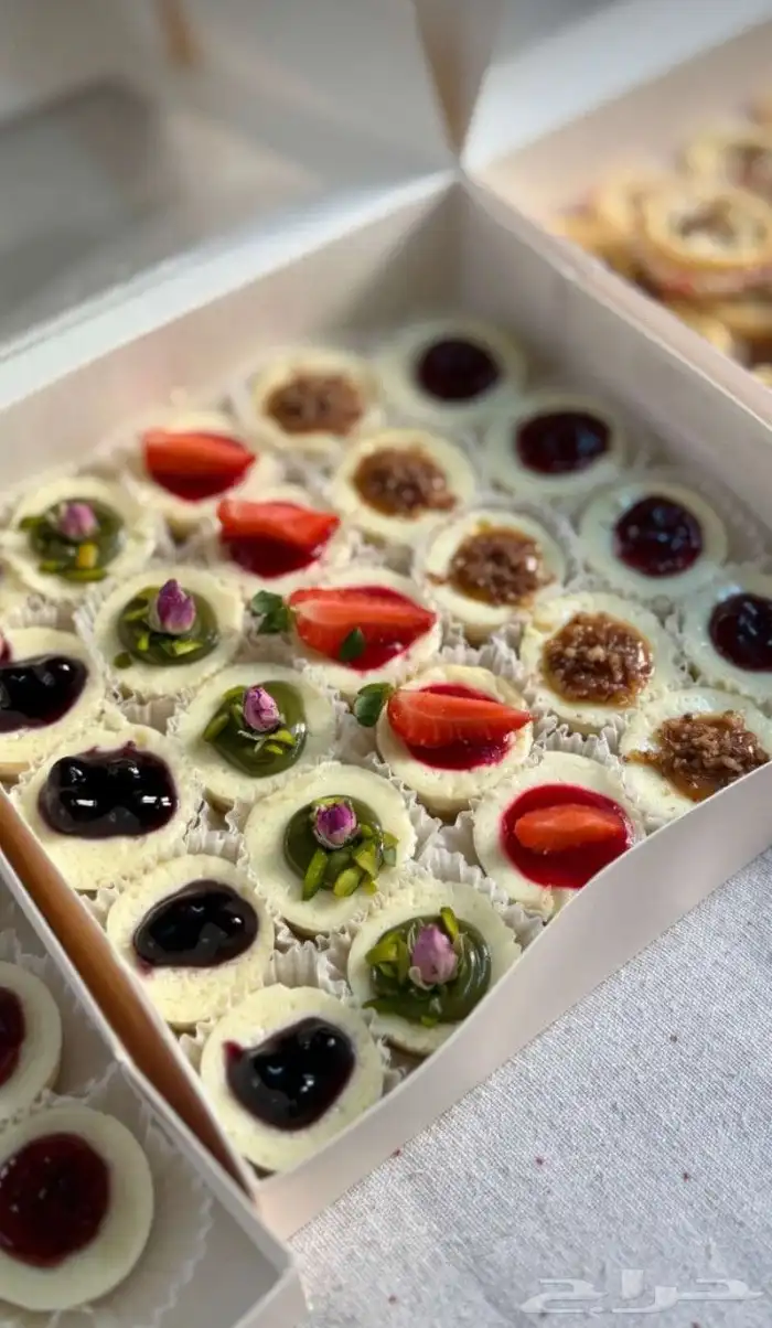 توزيعات وضيافة شوكولاتة   صبلية  مادلين شيزكيك الترند ترافل 1