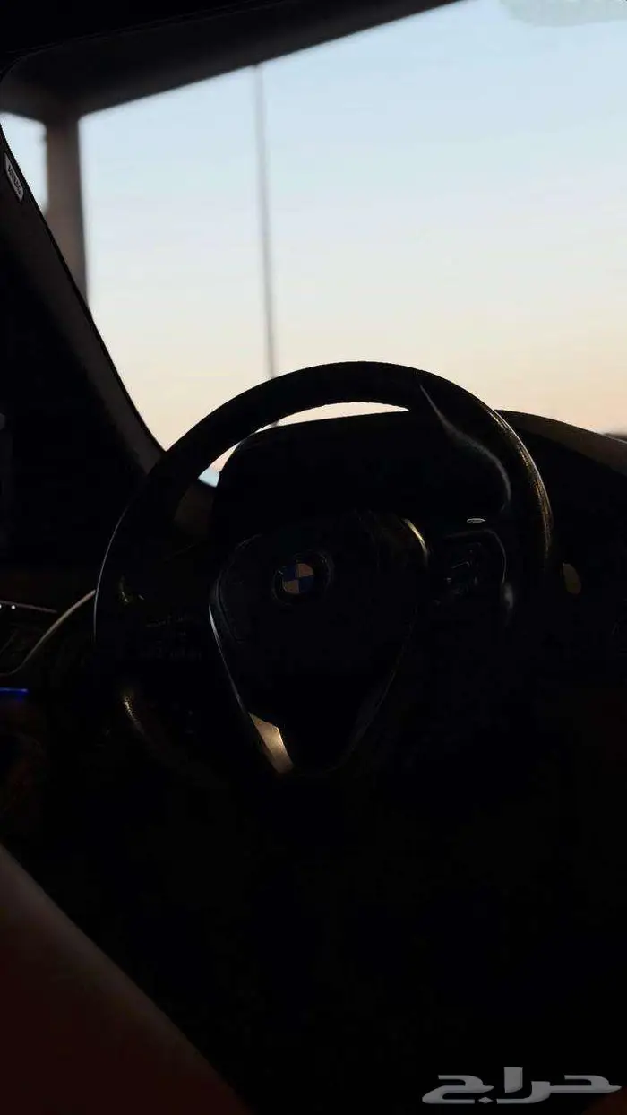بي ام دبليو الفئة الخامسة 520i 2023 ( كاش و أقساط ) 3