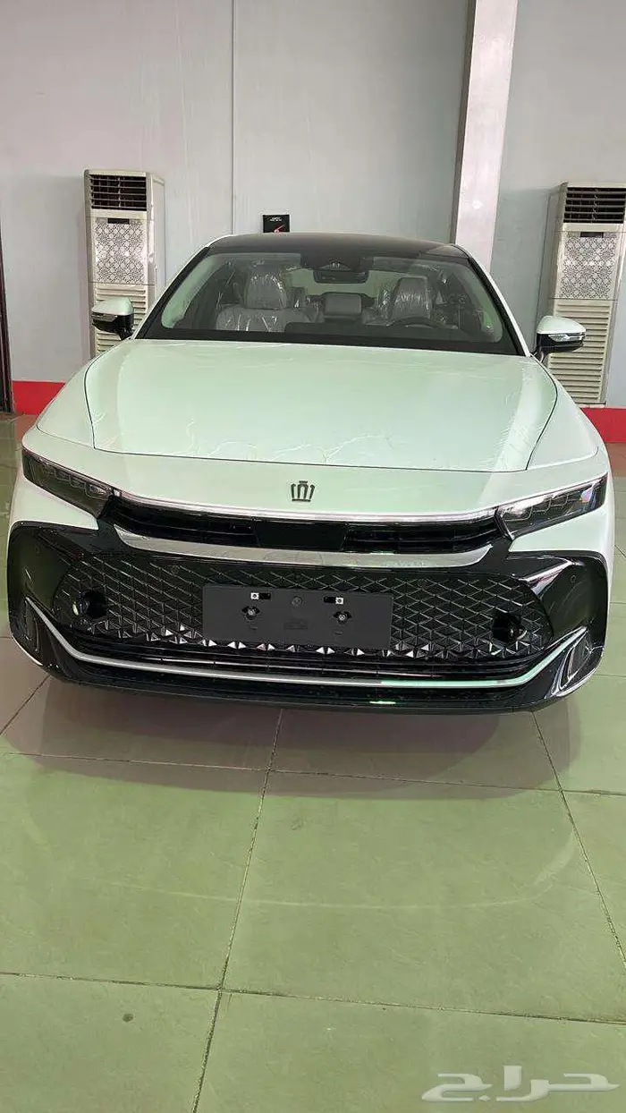 وارد اليحيى كراون بريميوم 2.5 لتر هجين فل رادار جلد 2026 0