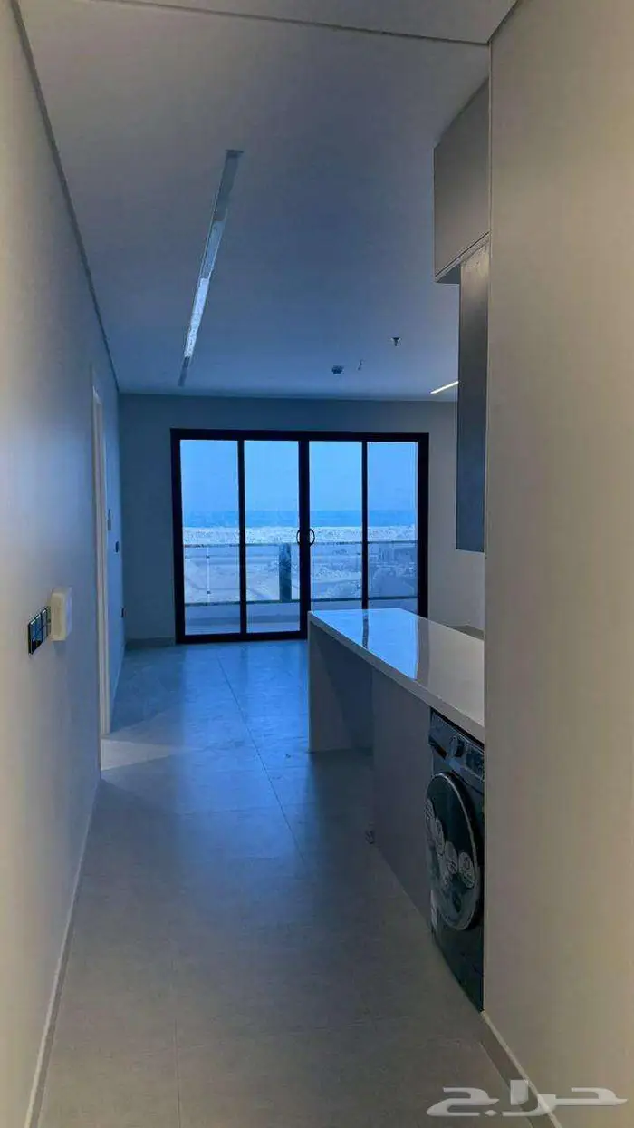 للايجار شقة حى البحر الخبر 0