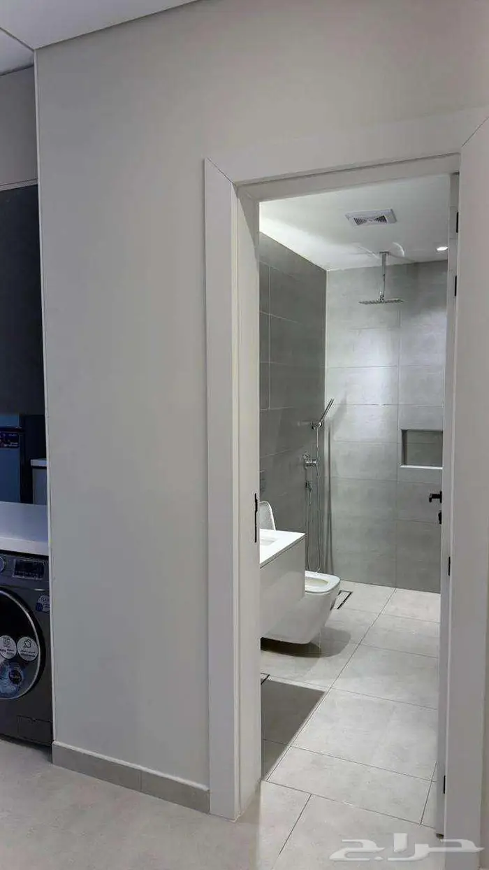 للايجار شقة حى البحر الخبر 7