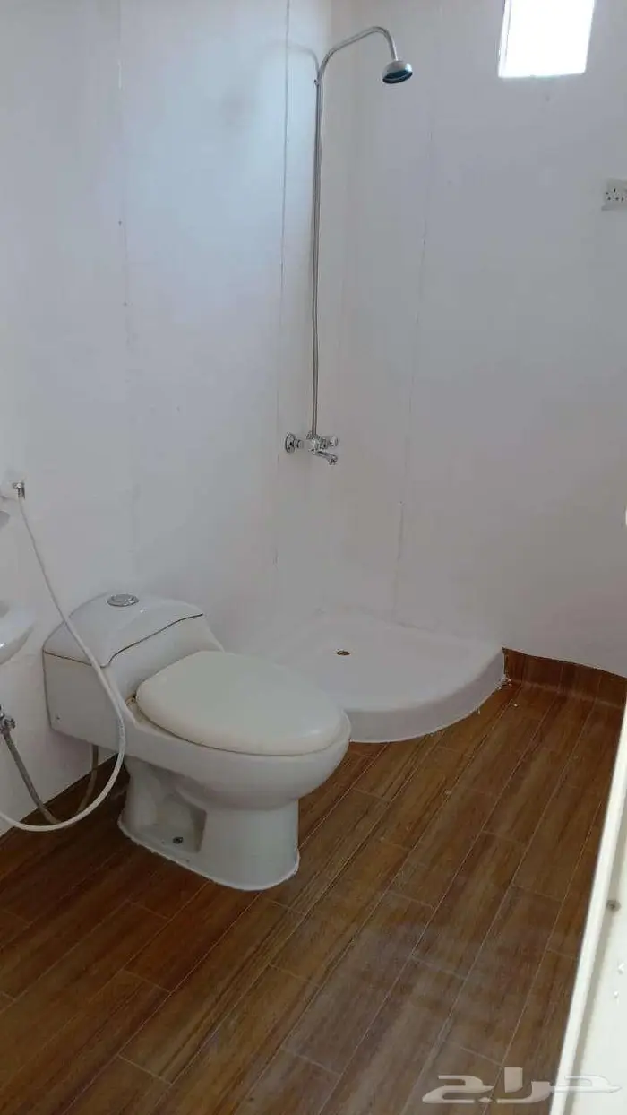 للبيع بركس جاهزه متنقلة كارافان 4في12 غرفتين وحمام ومطبخ 2