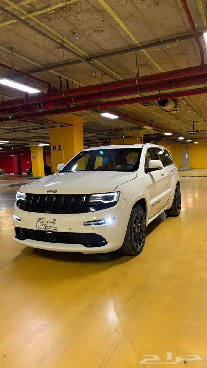 قراند شروكي ((SRT)) 10