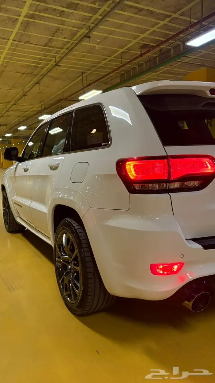 قراند شروكي ((SRT)) 12