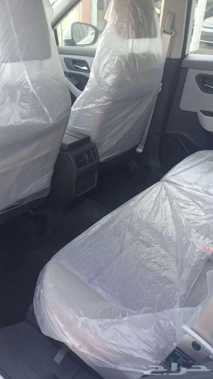 نيسان - اكستريل - 7 راكب - ابيض بدون دبل 2026 6