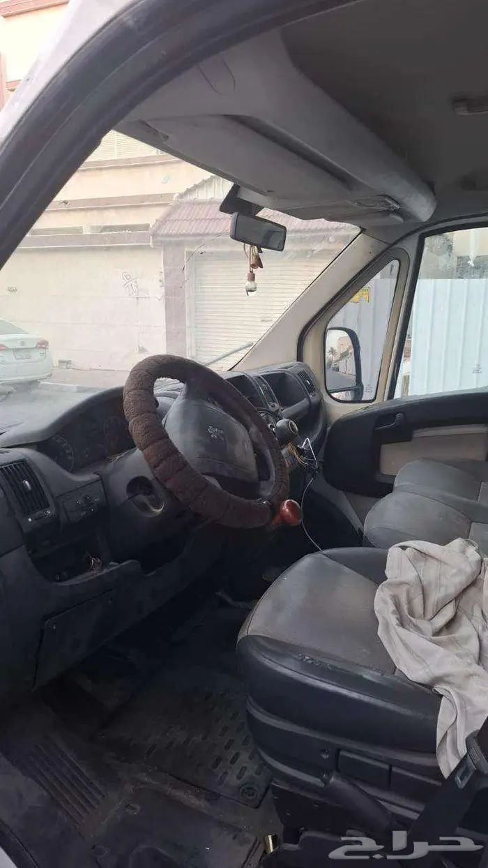 بيجو بوكسر 2014 اكبر حجم للبيع فيها راس مكينة 0