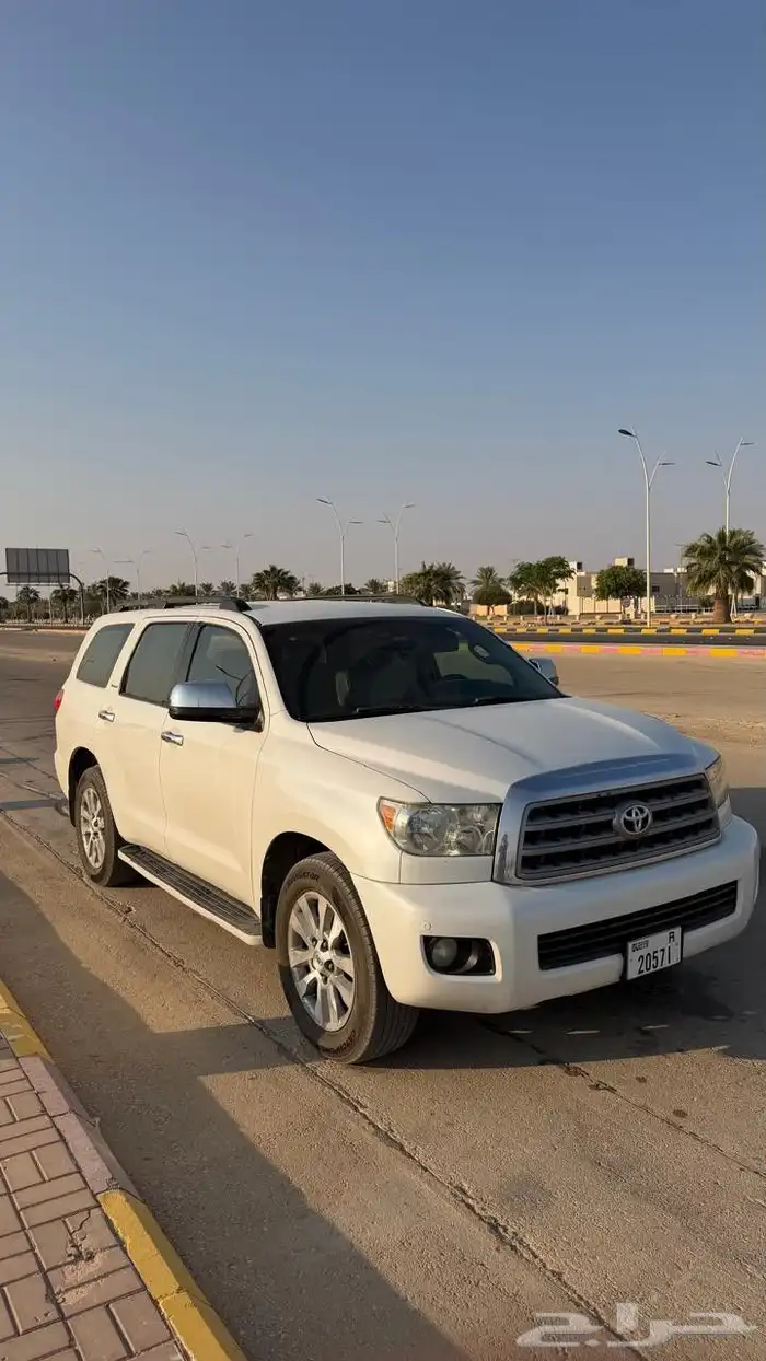 سكويا 2013 لمتد بدون فتحه دبل دفلك ثلاجه بدي وكاله 1