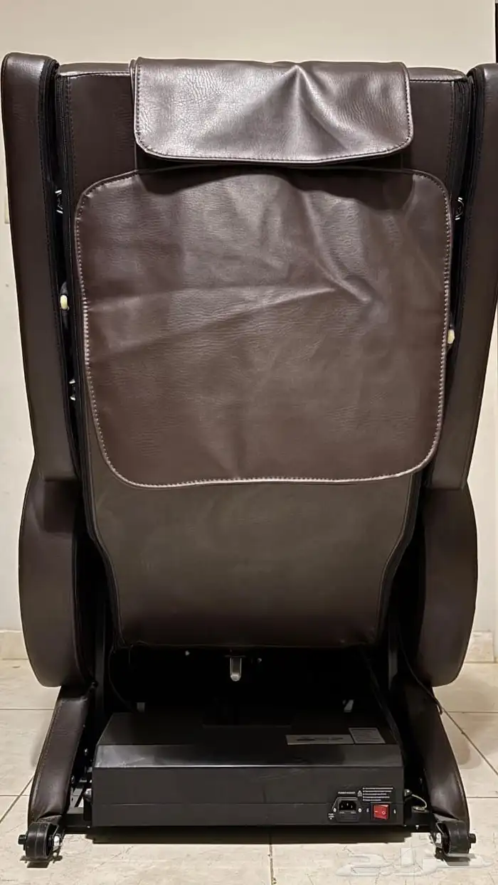 كرسي مساج استخدام ثلاث مرات فقط 3