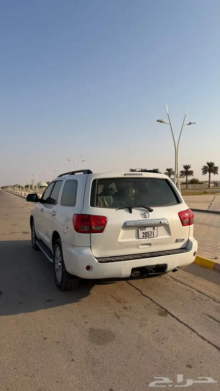 سكويا 2013 لمتد بدون فتحه دبل دفلك ثلاجه بدي وكاله 3