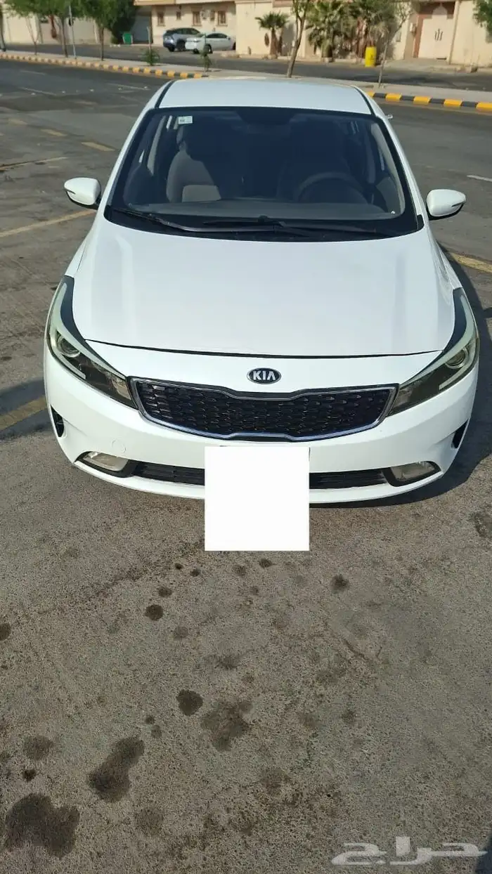 كيا سيراتو 2017 بحالة ممتازة جدا 0