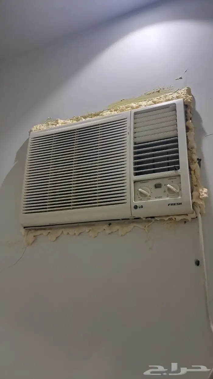 مكيفين شباك LG حار وبارد 1