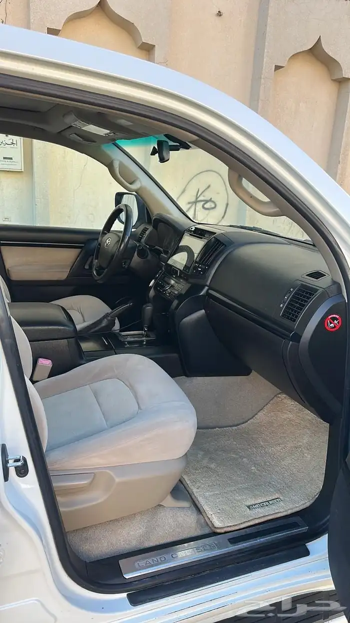 لاندكروزر مفخرة الارض 2008 V6 GXR3 8