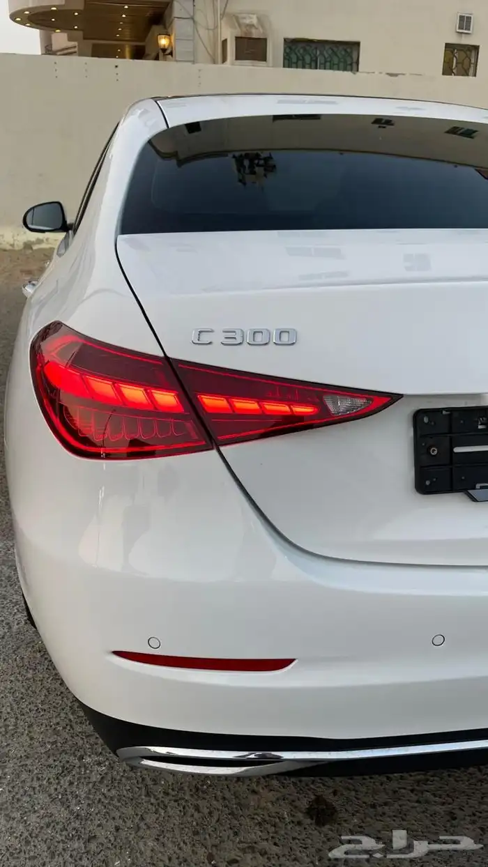 للبيع مرسيدس C300 موديل 2024 21