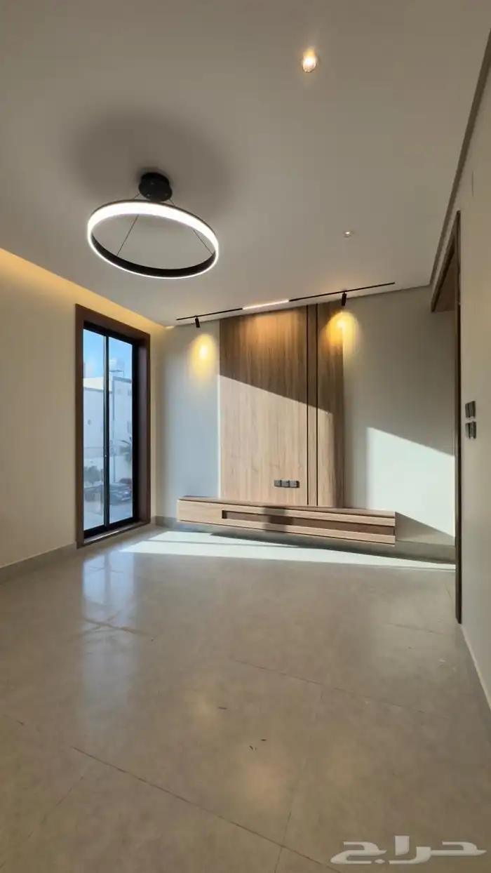 للبيع شقق وفلل 7