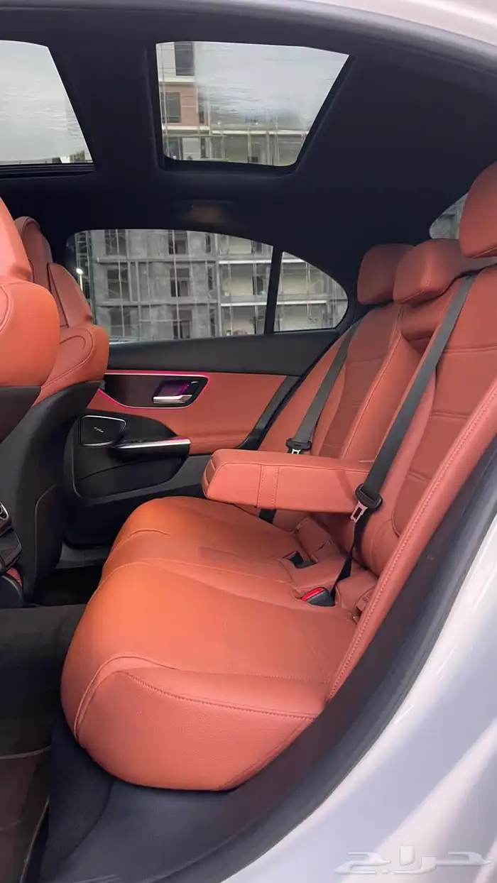 للبيع مرسيدس C300 موديل 2024 8