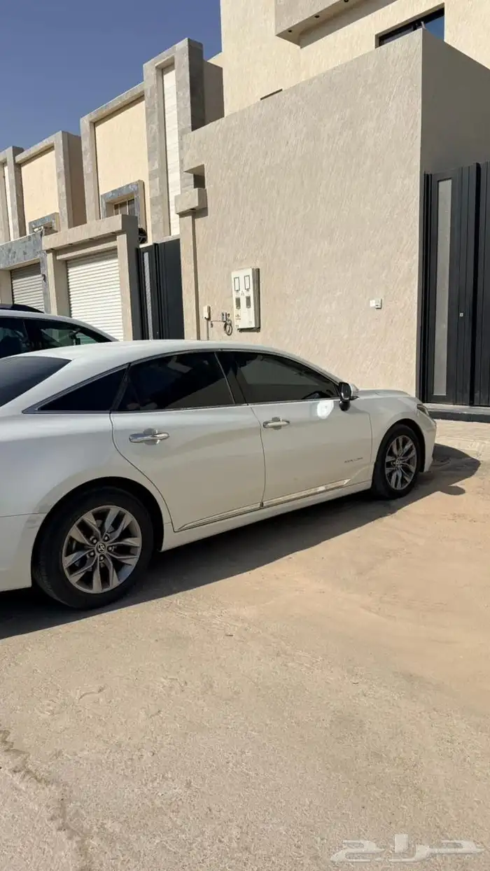 أفالون للبيع 9