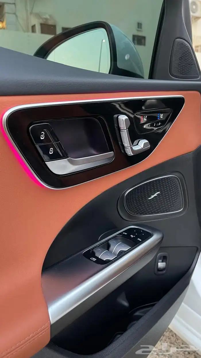 للبيع مرسيدس C300 موديل 2024 9