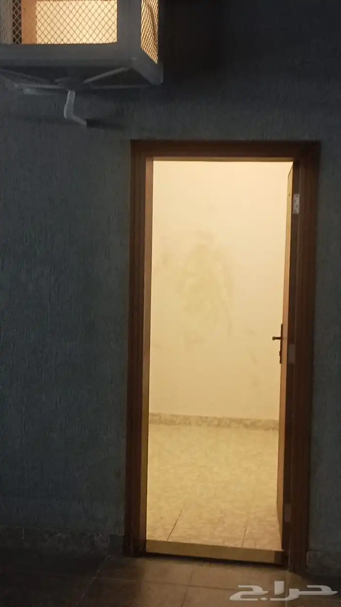 عرفة حارس او سائق للإيجار 2