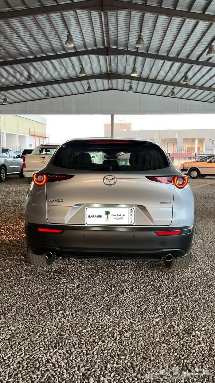 مازدا CX30 2023 سعودي نص فل فتحه 4