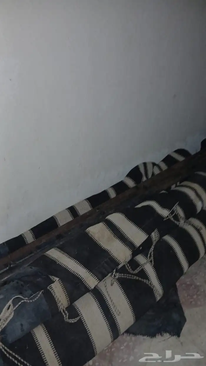 بيت شعر عموديين للبيع 3