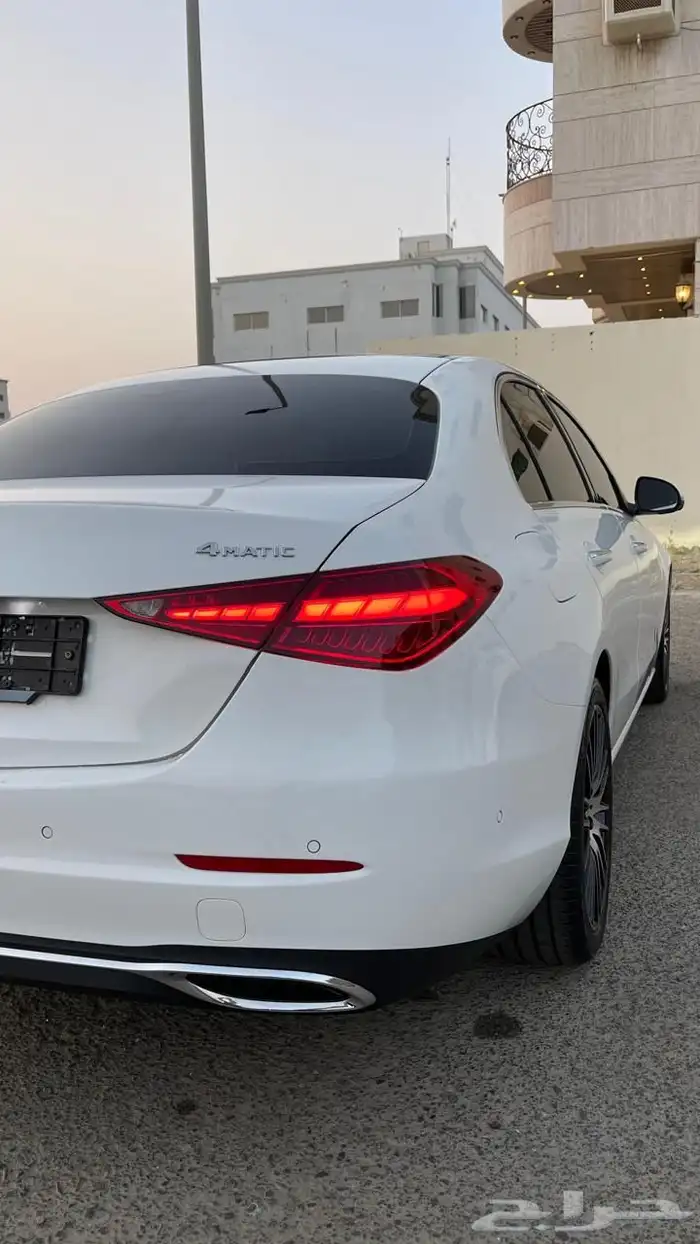 للبيع مرسيدس C300 موديل 2024 11