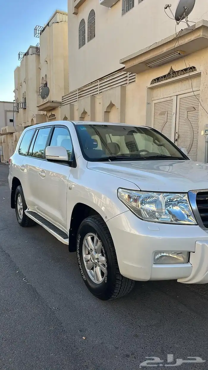لاندكروزر مفخرة الارض 2008 V6 GXR3 2