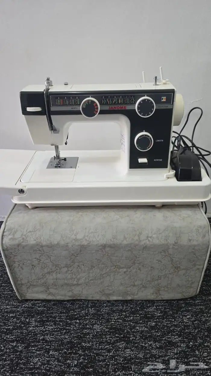 ماكينه خياطة 1