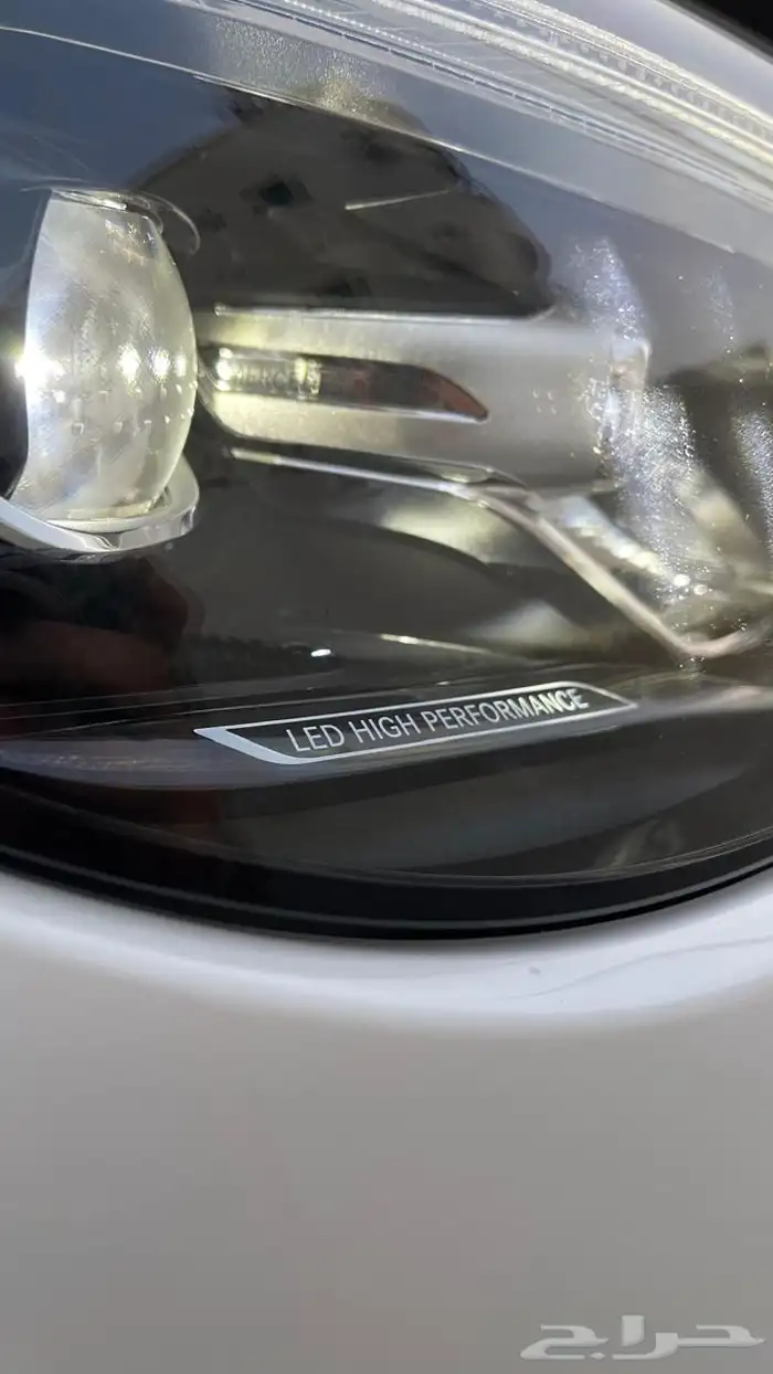 للبيع مرسيدس C300 موديل 2024 18